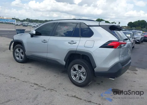 2024 Toyota Rav4 Xle z USA, uszkodzony, nr VIN 2T3W1RFV2RW344310